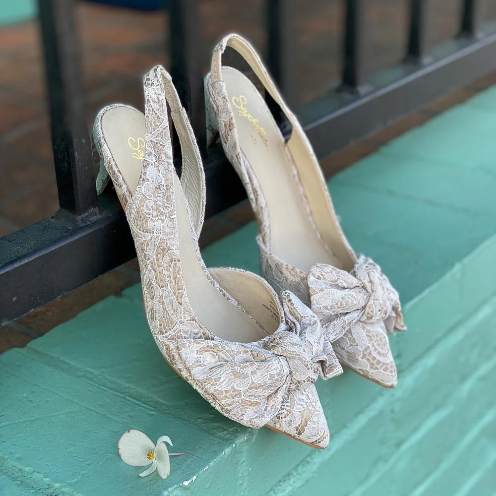 NWT (no box) Sz 9.5 Ivory Lace Seychelles Neve Slingback Pump